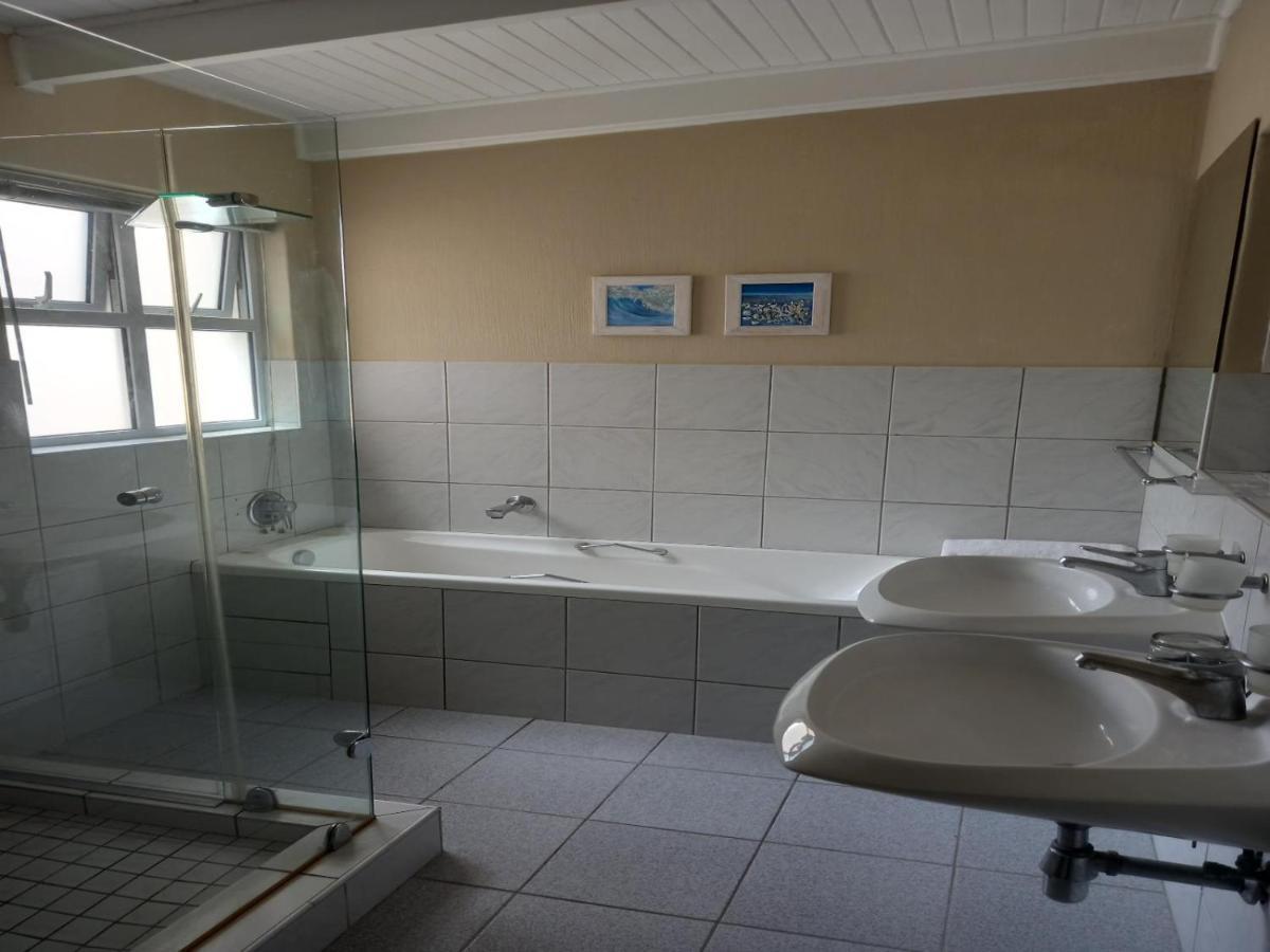 Burning Shore Hotel Langstrand Kamer foto