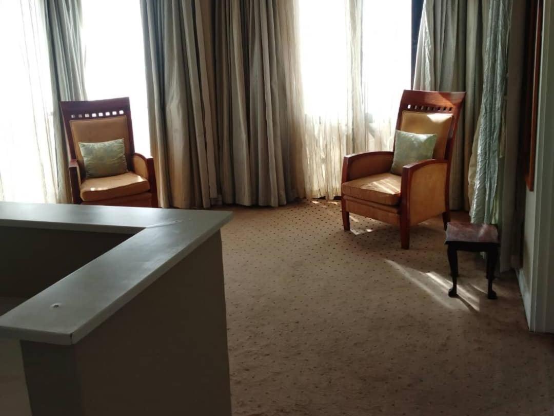 Burning Shore Hotel Langstrand Kamer foto